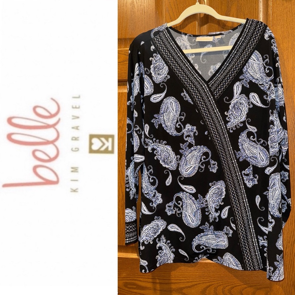 NWOT Belle by Kim Gravel 2X Paisley Printed Crossover Knit Top in Twilight